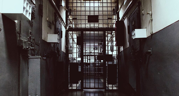 A detention facility. Photo by Yulia Simatova / Yugopolis